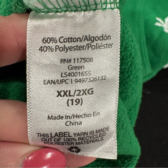 Wound Up Green Holiday Llama Sweatshirt - Picture 5 of 7